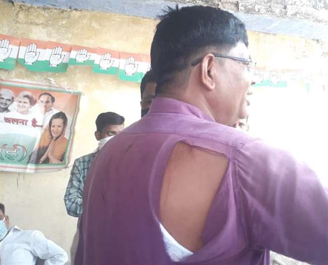 10 06 2020 etawah congress fighting 20374203