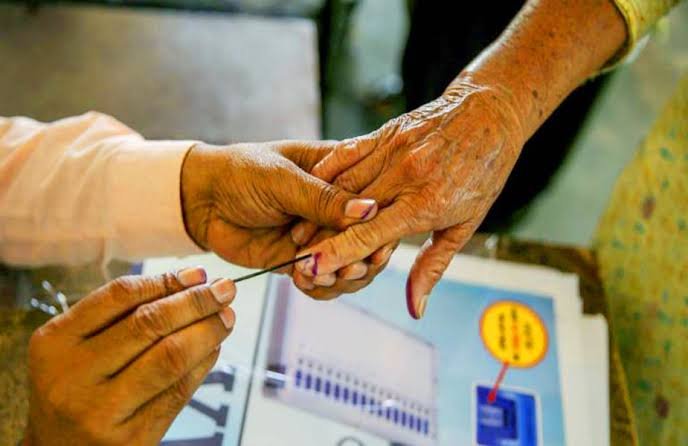 मध्यप्रदेश के उपचुनावों पर संकट, चुनाव आयोग ने 7 सितंबर तक लगाई रोक 5 images 60