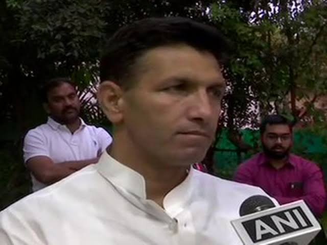 उप चुनाव टलने पर जीतू पटवारी का बीजेपी पर पलटवार, किया ट्विट 4 images 61