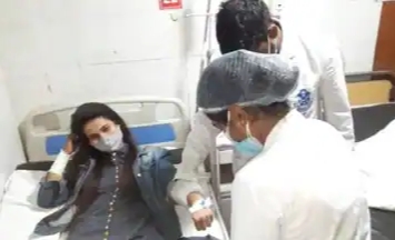 BJP सांसद कौशल किशोर की बहू अंकिता ने काटी हाथ की नस, बेटे आयुष पर लगाए गंभीर आरोप 43 20210315 092449