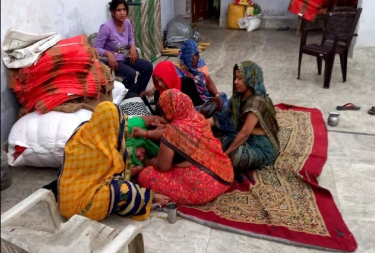 hathras-man-shot-dead_