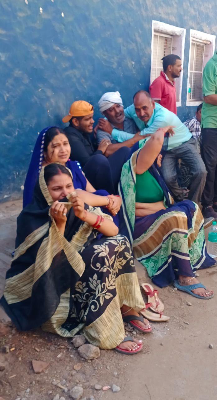 Katni: सड़क हादसे में पटवारी की दर्दनाक मौत 7 wp 16147572632657626451842549949695