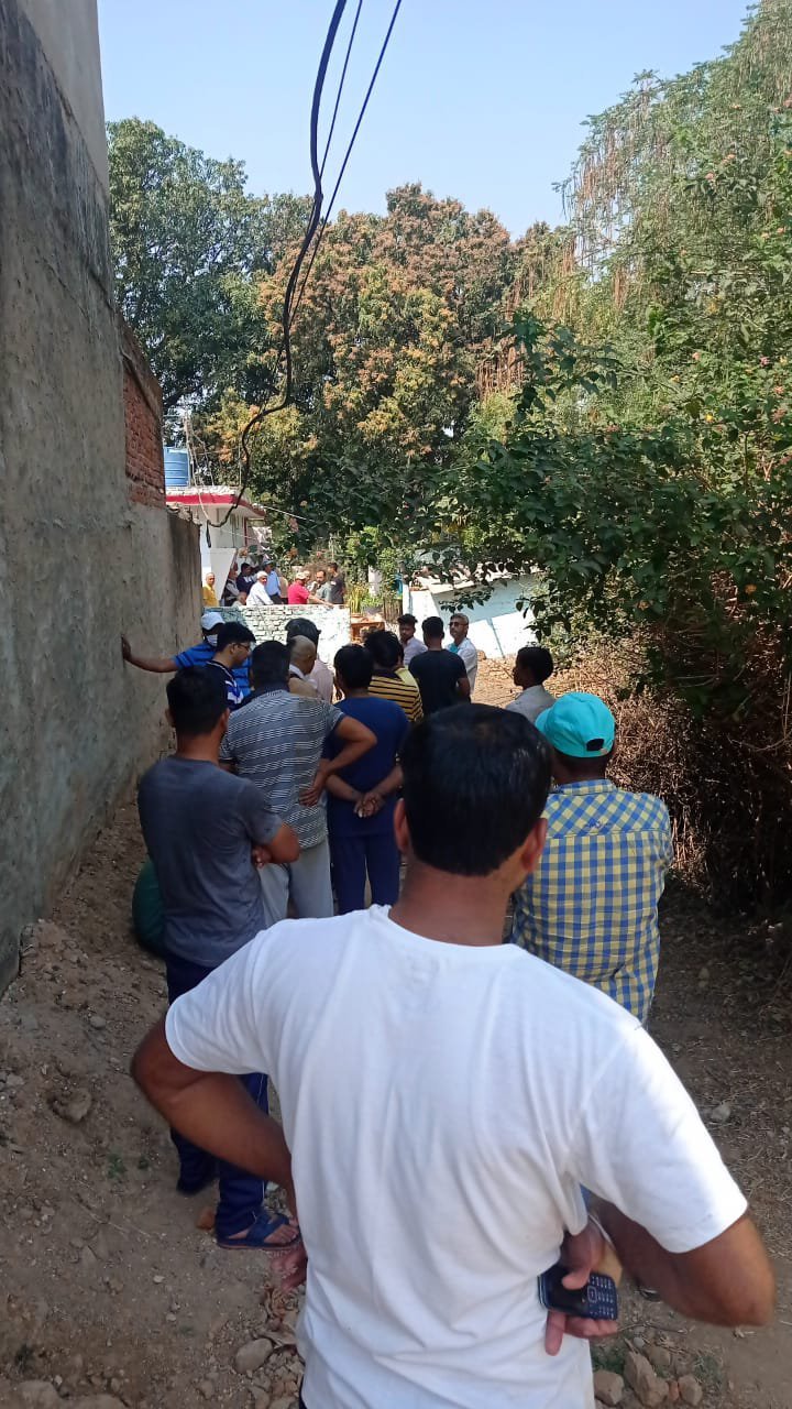 मौसिया के निधन की खबर पाकर कटनी आ रहे युवक की ट्रेन में थमी सांसे 4 wp 16152796712307678863773643385215