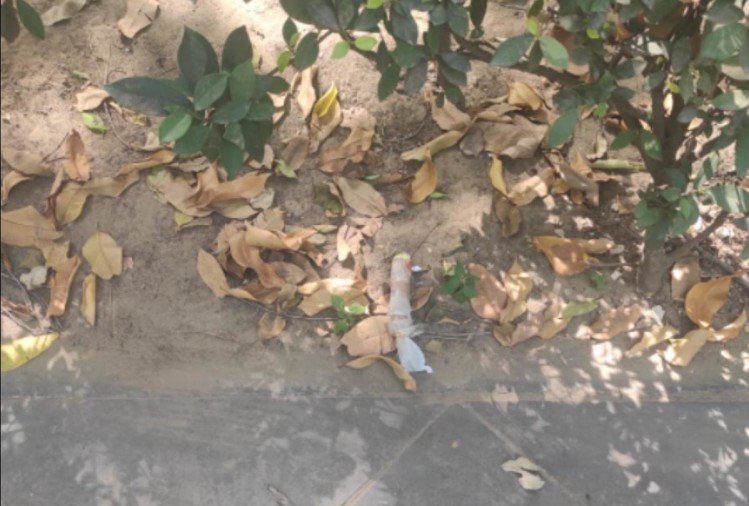 नेशनल मीडिया सेंटर के पास मिली संदिग्ध वस्तु, खोजी कुत्तों की मदद से जांच कर रही पुलिस 22 national media centre 1617601754