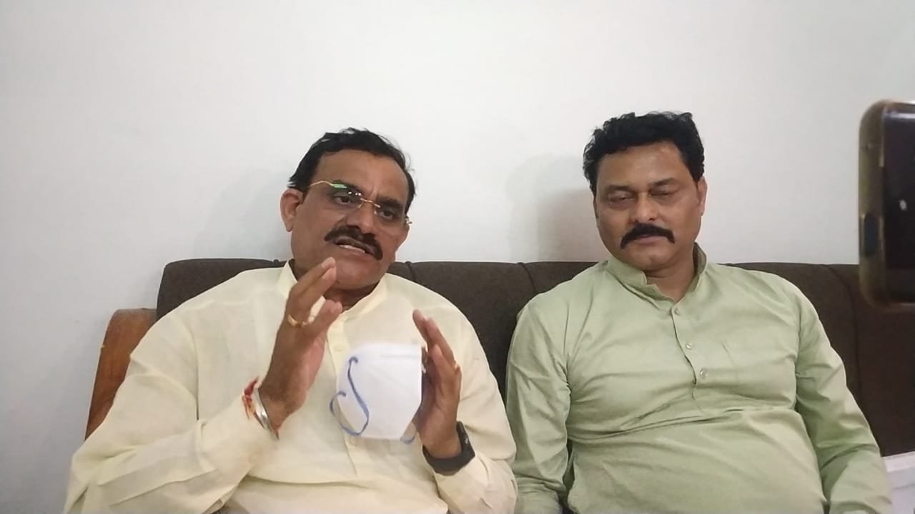 कटनी में नहीं होगी ऑक्सीजन व रेमडेसिविर इंजेक्शन की कमी, MLA संजय पाठक के ध्यानाकर्षण पर MP वीडी शर्मा ने की स्वास्थ्य मंत्री से बात 22 wp 1618413256464