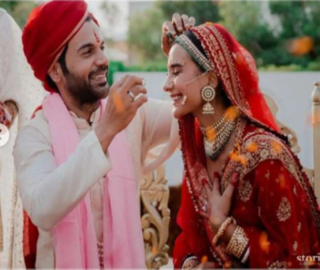 Rajkumar Row Marriage: शादी के बंधन में बंधे राजकुमार राव और पत्रलेखा पॉल, खूबसूरत तस्वीरों में देखें खुशी भरे पल 42 rajkumar