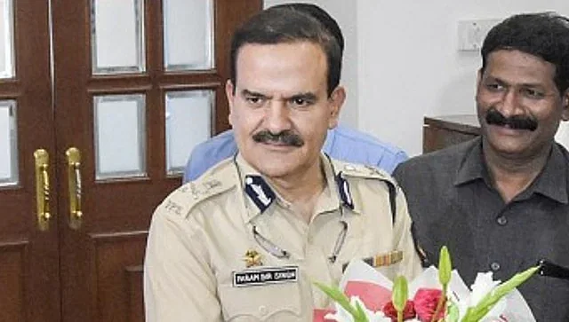 Parambir Singh's suspension revoked: मुंबई के पूर्व पुलिस आयुक्त परमबीर सिंह का निलंबन रद्द, राज्य सरकार ने वापस लिए सभी आरोप 7 Param Bir SIngh