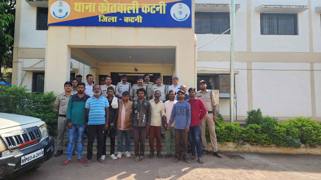 Crime लंबे समय से फरार चल रहे 08 स्थाई एवं 10 गिरफ्तारी वारंटियों को किया अरेस्ट 22 wp 1698676244492