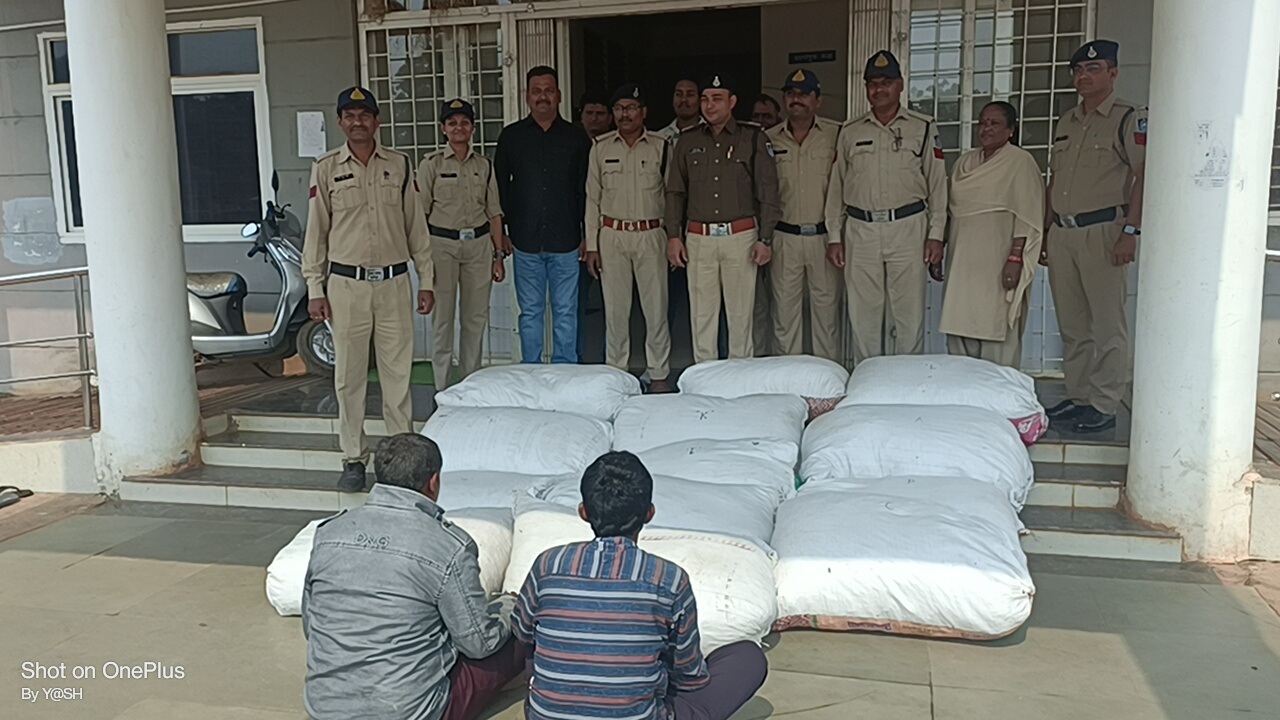 एनकेजे पुलिस की अवैध मादक पदार्थ गांजा में बड़ी कार्यवाही, एक करोड़ से अधिक का माल जप्त 22 IMG 20231102 WA0014