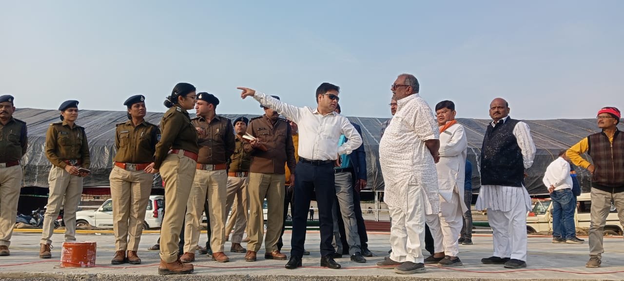 पुलिस अधीक्षक अभिजीत रंजन ने कथा स्थल राहुल बाग का किया अवलोकन 1 IMG 20240129 WA0003