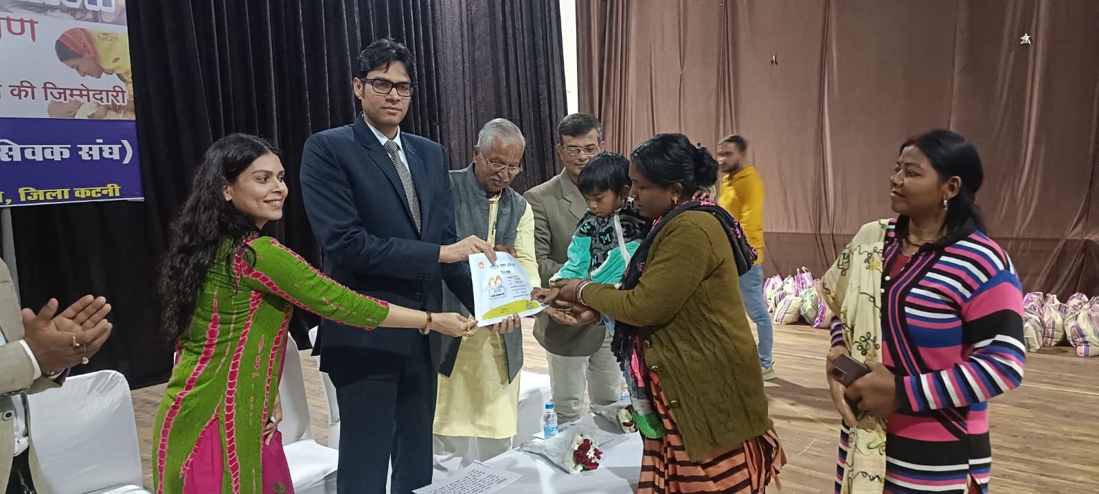 सेवा भारती, राष्ट्रीय स्वयंसेवक संघ के सदस्यों ने एक साथ लिया 1021 कुपोषित बच्चों को गोद 25 IMG 20240131 WA0057