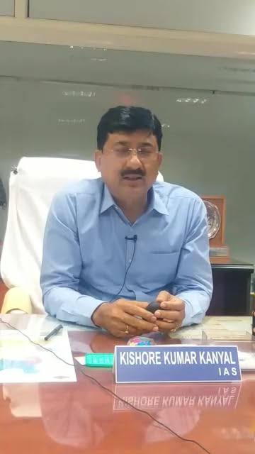 ड्राइवर से 'औकात' पूछने वाले शाजापुर कलेक्टर का ट्रांसफर, CM मोहन यादव बोले- मैं खुद मजदूर का बेटा 22 images 64