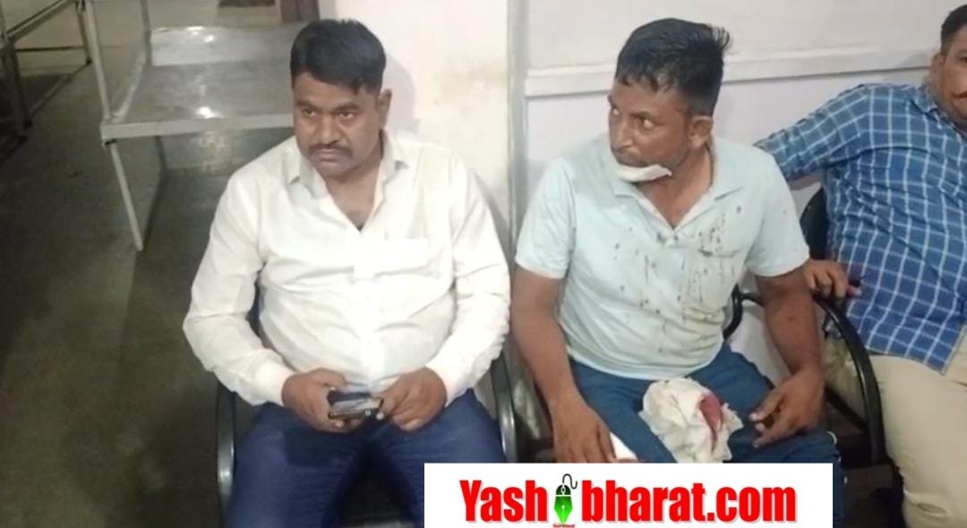 दुर्गा चौक ख़िरहनी में स्टंटबाज स्कूटी सवार युवक ने प्रौढ़ को मारी टक्कर 1 IMG 20240520 WA0016