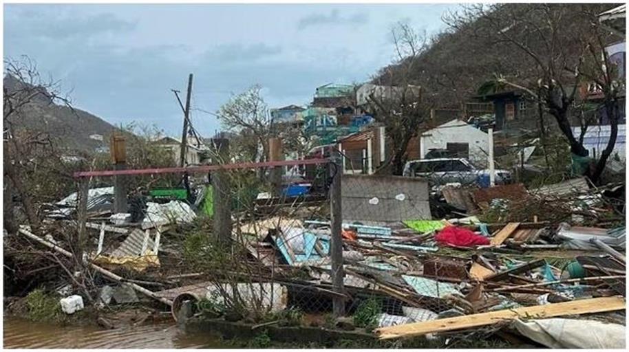 Barbados: हरिकेन बेरिल ने भारतीय क्रिकेट टीम को बारबाडोस में रोका, हालात गंभीर 22 2024 7image 12 28 575271580hurricane ll