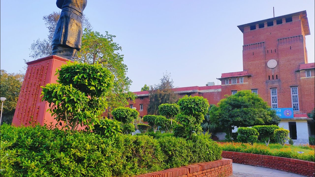 DELHI UNIVERSITY