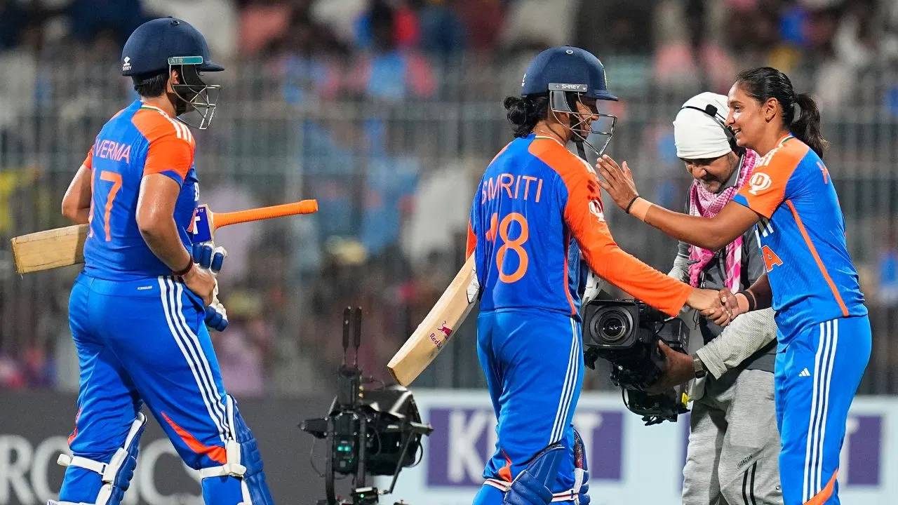 7 वि‍केट से जीता भारत: महि‍ला एशि‍या कप का पहला मैच, टीम इंडिया के सामने पाकिस्तान की फिर निकली हेकड़ी, 40 दिन के अंदर तीसरी बार की धुलाई