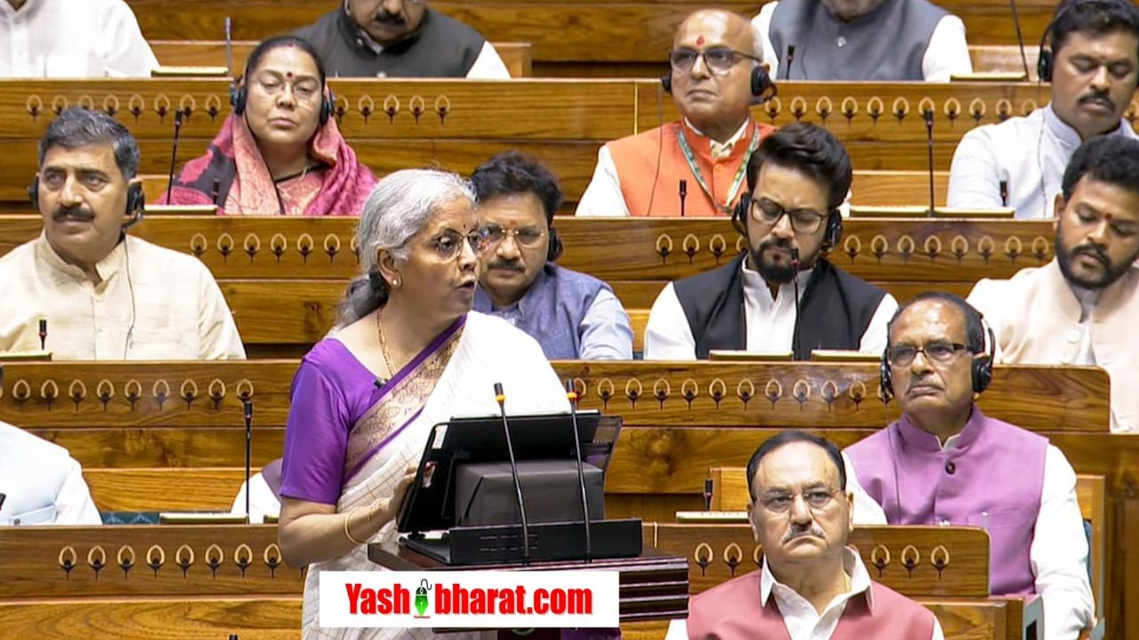 Tax Slab Big Announcement In Budget 2024 Live: इनकम टैक्स पर सरकार का बड़ा ऐलान, लोगों को दी बड़ी राहत 1 वित्त मंत्री निर्मला सीतारमण 1