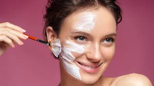 आइए जानते हैं गर्मी में दही से तैयार फेस पैक के फायदे