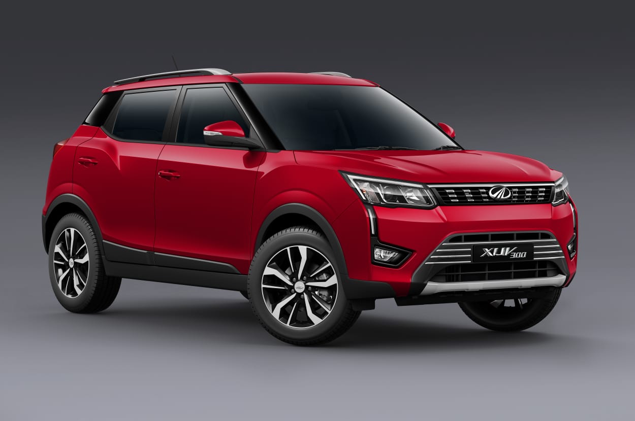 MAHINDRA XUV 3XO 1