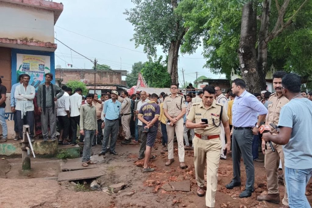Sagar Wall Collapse IN MP 1024x683 1