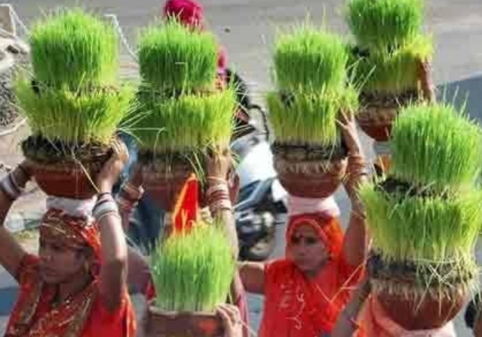 कजली मेले का विजय पर्व: महोबा में रक्षाबंधन के अगले दिन बांधी जाती है राखी, जानें इसके पीछे की कहानी 22 kajaliya