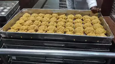 तिरुपति बालाजी के लड्डू 1 LADDU