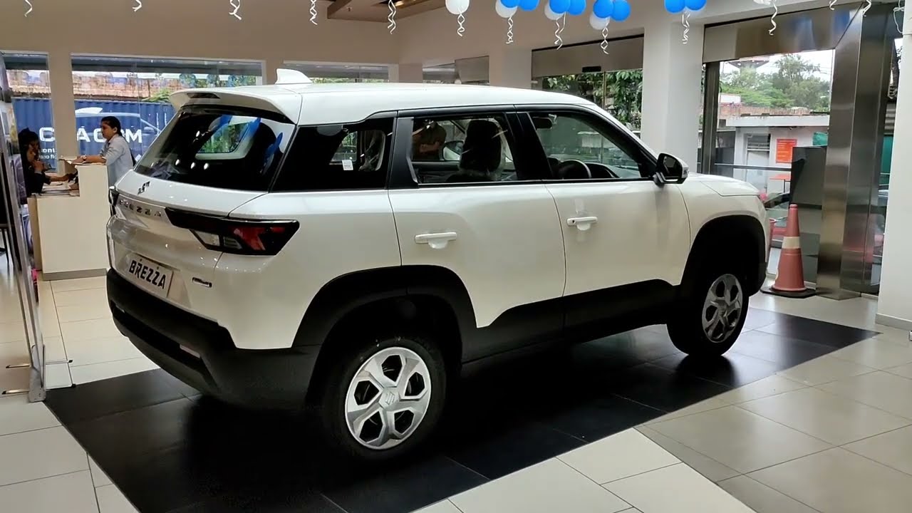 Maruti Suzuki Brezza CNG 1