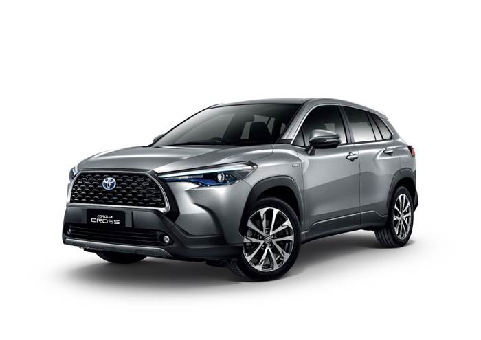 TOYOTA COROLLA CROSS 5