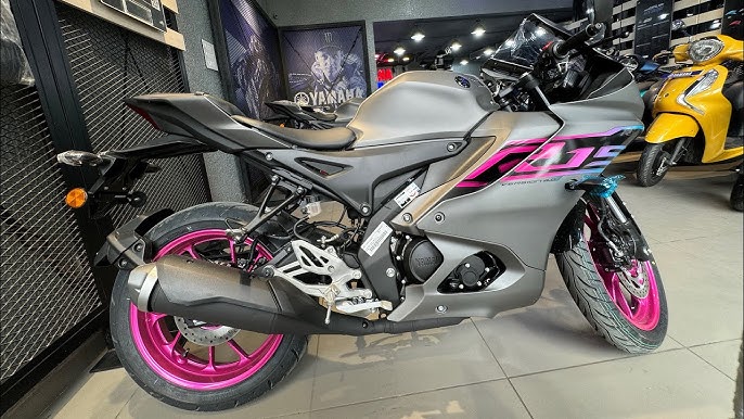 Yamaha R15 V4 Bike