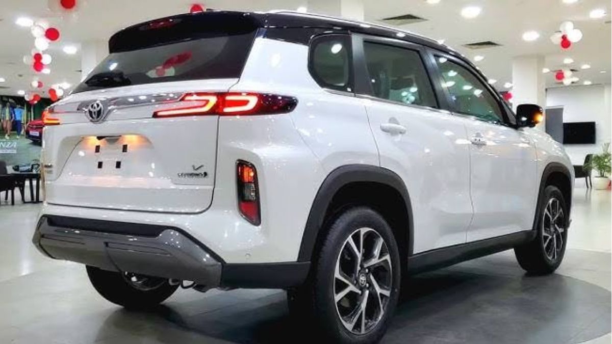 कम बजट में launch हुई 28Km माइलेज वाली Toyota Hyryder Mini Fortuner की जबरदस्त कार 21 कम बजट में launch हुई 28Km माइलेज वाली Toyota Hyryder Mini Fortuner की जबरदस्त कार