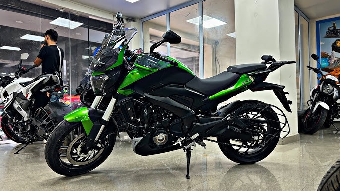 आज ही खरीदे अट्रैक्टिव फीचर्स वाली Bajaj Dominar 400 की धाकड़ बाइक