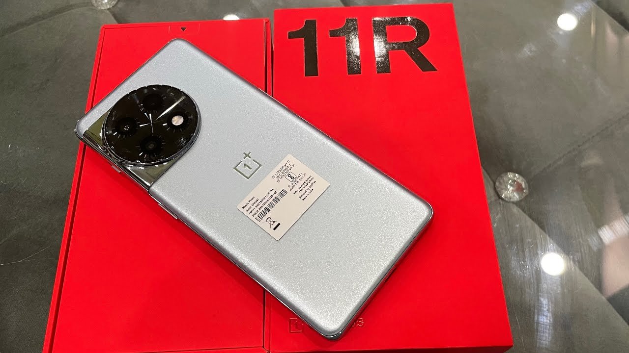 100W फ़ास्ट चार्जर के साथ launch हुआ 5000mAh बैटरी वाला OnePlus 11R 5G smartphone