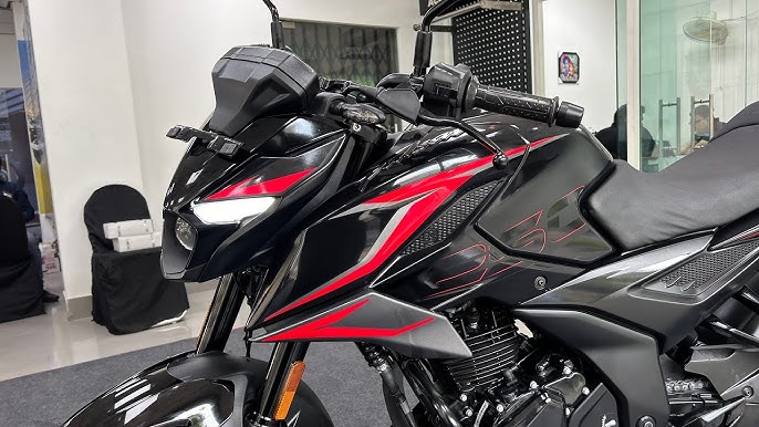 R15 का बोरिया बिस्तर बांध देगी दमदार इंजन वाली Bajaj Pulsar N250 bike