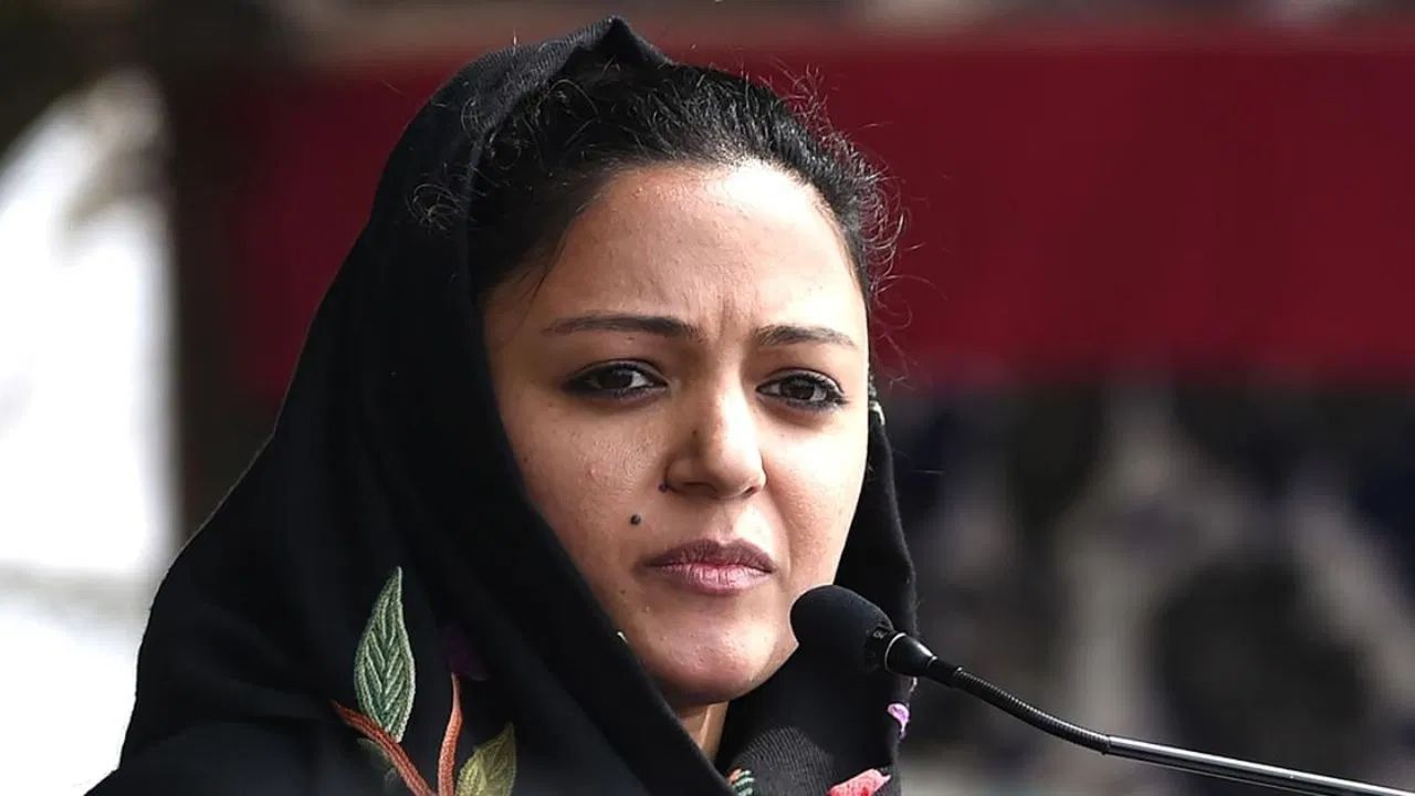 shehla rashid