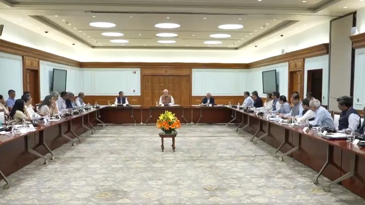 साढ़े पांच बजे विदेश मंत्रालय की प्रेस कॉफेंस, अब पाकिस्तान पर पानी से वार