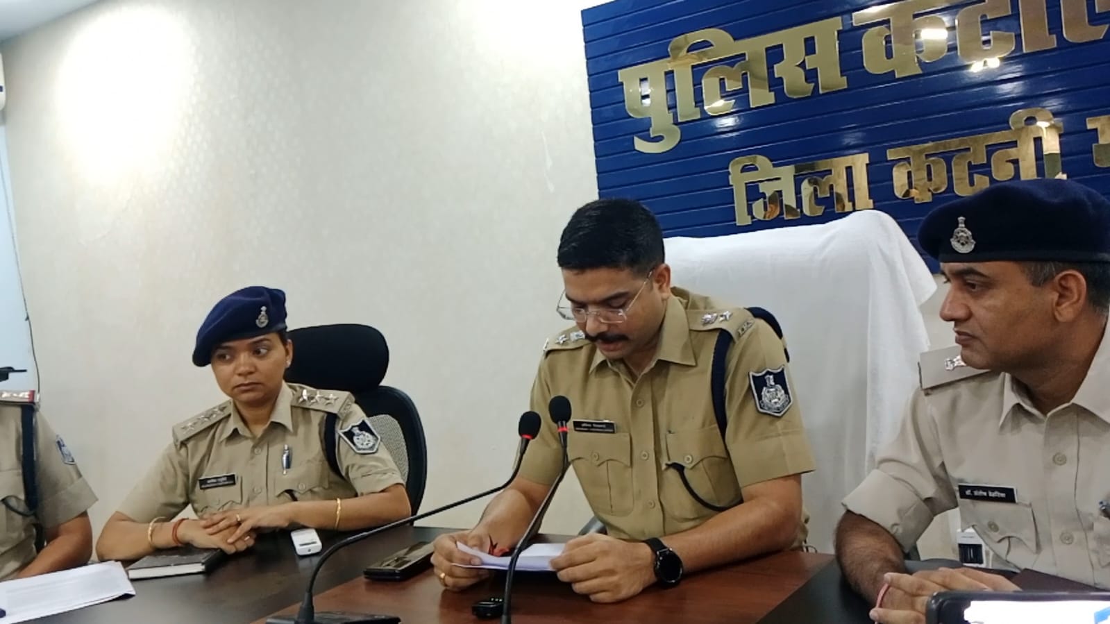 माधवनगर पुलिस ने नायरा पेट्रोल पंप के पास हुई लूट का किया खुलासा लिफ्ट के बहाने रुकी थी कार आरोपी गिरफ्तार 22 IMG 20250613 WA0021