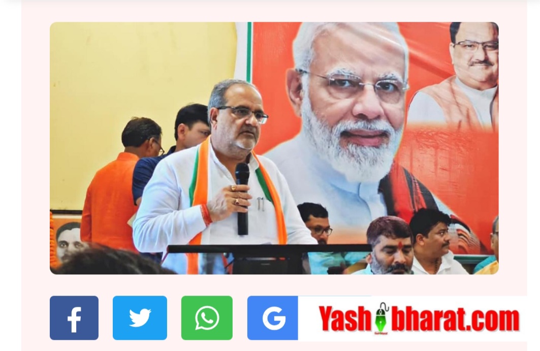 BJP अध्यक्ष पद को लेकर भूपेंद्र चौधरी ने तोड़ी चुप्पी, सपा-कांग्रेस को भी घेरा 23 BJP अध्यक्ष पद को लेकर भूपेंद्र चौधरी ने तोड़ी चुप्पी, सपा-कांग्रेस को भी घेरा