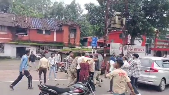 7bji2i8c jabalpur high voltage drama on road