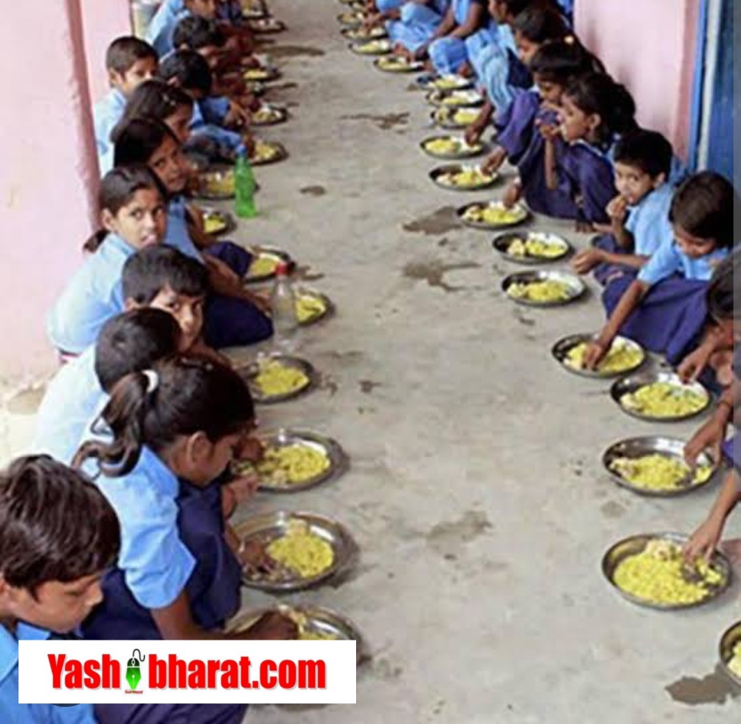 ब्यौहारी सरकारी स्कूल मिड डे मील में गिरी छिपकली, बच्ची की हालत नाजुक-पिता बोले: मर सकती थी मेरी बेटी