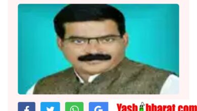 अंतिम यात्रा के लिए उठाई गई अर्थी पर अचानक सांसें लौटीं- मृत घोषित नेता जीवित हो गया