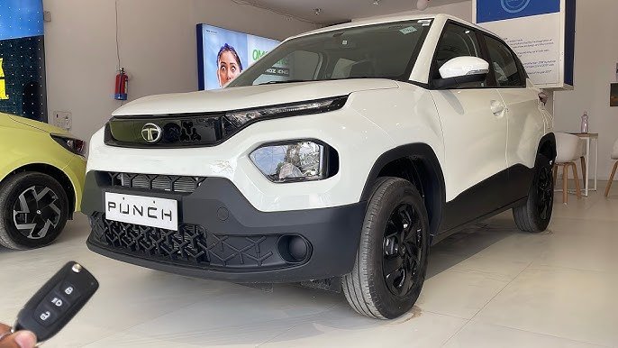 6 एयरबैग फीचर्स के साथ ऑटो मार्केट में होगी launch Punch CNG AMT Car