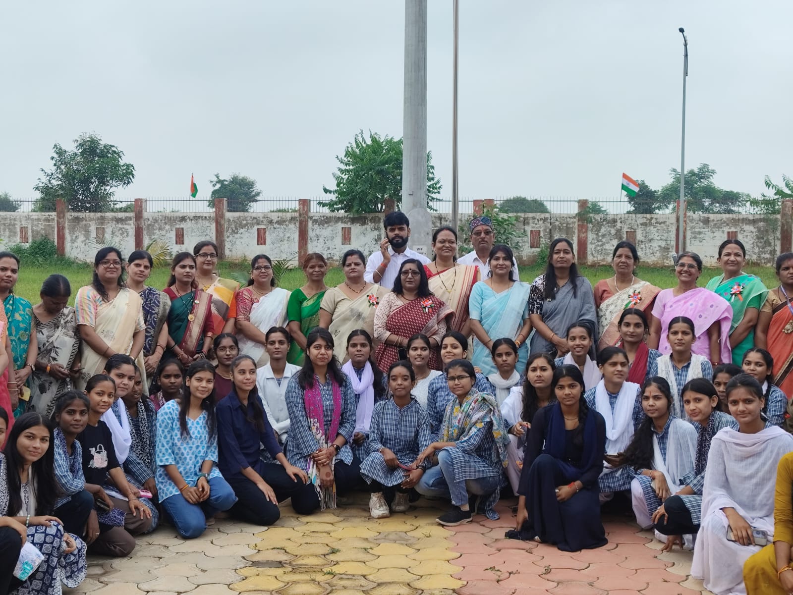 कन्या महाविद्यालय में धूमधाम से मना स्वतंत्रता दिवस 22 IMG 20250815 WA0099