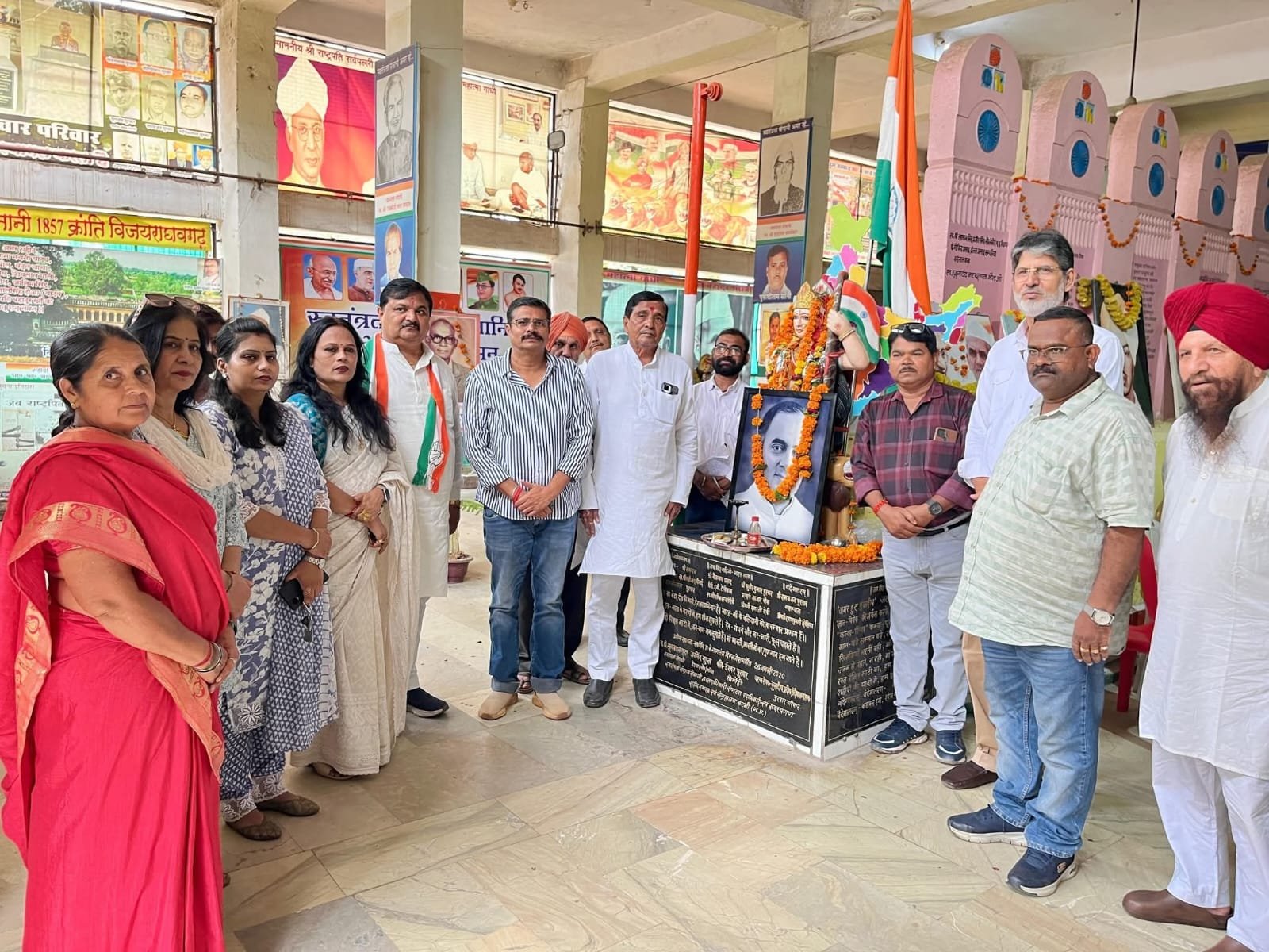 राहुल गांधी के संगठन सृजन अभियान को कटनी के सीनियर नेताओं ने दिखाया ठेंगा, नए अध्यक्षों के पहले कार्यक्रम में नही जुट पाए दस कांग्रेसी 5 IMG 20250820 WA0023 1