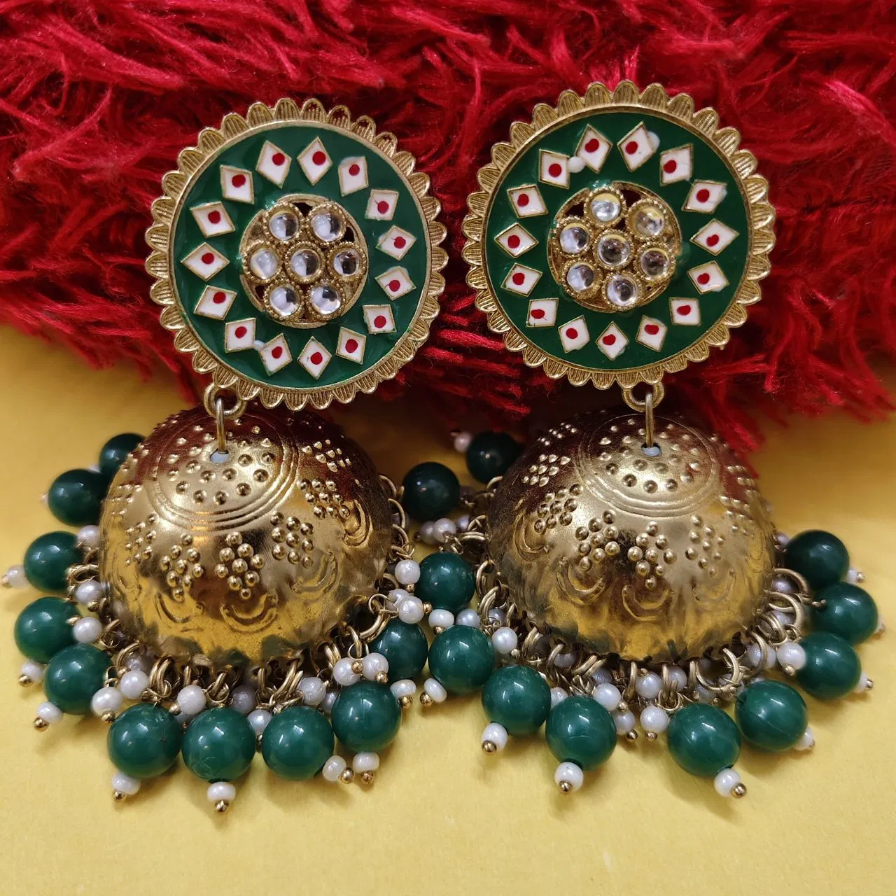 हरतालिका तीज पर पहनें ये 30 रूपए वाले खास ईयररिंग्स, साड़ी-सूट को दें एक नई पहचान