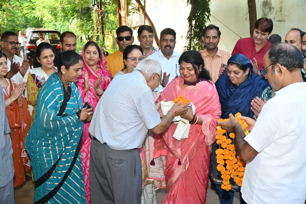 माधवनगर निवासियों को शुक्रवार को पुनः मिली 35.65 लाख रुपए से अधिक के विकास कार्यों की सौगात,नागरिकों की जरूरतों और प्राथमिकताओं को दृष्टिगत रख कराए जा रहे विकास कार्य- महापौर 22 IMG 20250905 WA0105