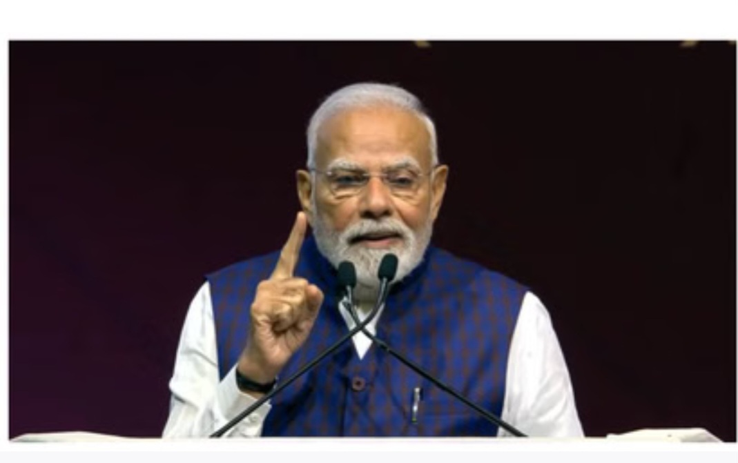 Semicon India: पीएम मोदी की एक लाइन और पूरा हॉल ठहाकों से गूंज उठा