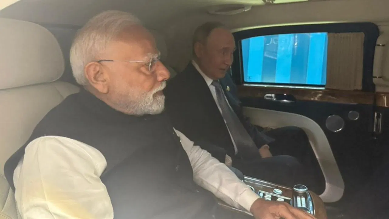 PM मोदी का जलवा चीन में: SCO सम्मेलन में बना ट्रेंडिंग टॉपिक, सोशल मीडिया पर छाए 22 PM मोदी का जलवा चीन में: SCO सम्मेलन में बना ट्रेंडिंग टॉपिक, सोशल मीडिया पर छाए