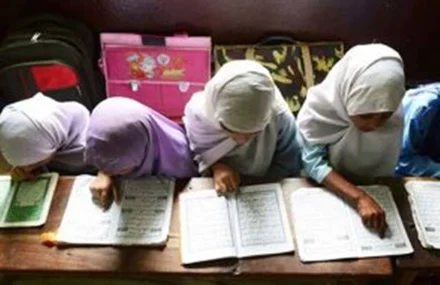 मुरादाबाद: बच्ची का वर्जिनिटी टेस्ट कराओ, तब क्लास में एंट्री मि‍लेगी- मदरसे के फरमान पर मचा हंगामा