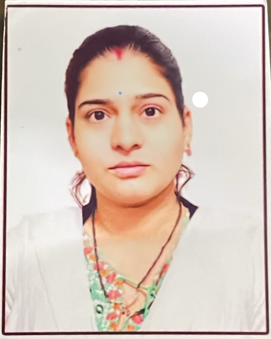 एलएलबी द्वितीय सेमेस्टर में पूर्वी को मिला प्रथम स्थान 22 IMG 20251114 WA0028