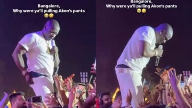 एकॉन का कॉन्सर्ट बन गया चर्चा का विषय-फैंस ने स्टेज पर खीच ली पैंट